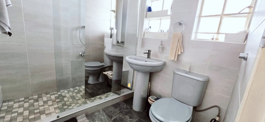 3 Bedroom Property for Sale in Vaalpark Free State